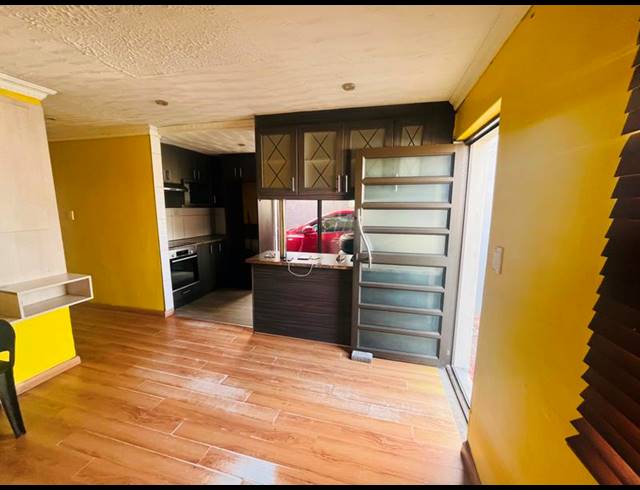 3 BEDROOM HOUSE FOR SALE IN ILITHA PARK